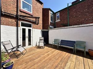 Photo 27- click for photo gallery